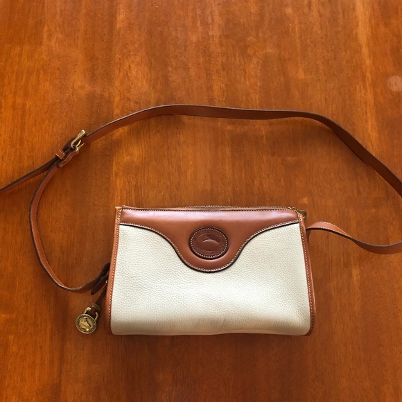 DOONEY & BOURKE Handbags - DOONEY & BOURKE PURSE